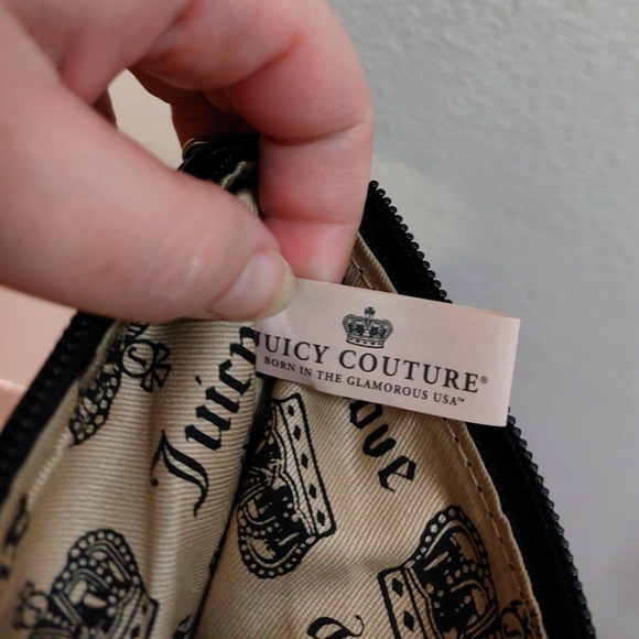 Juicy Couture velour bag 🖤🤍 - Picture 7 of 9